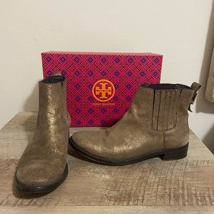 Tory Burch ankle boots 6.5